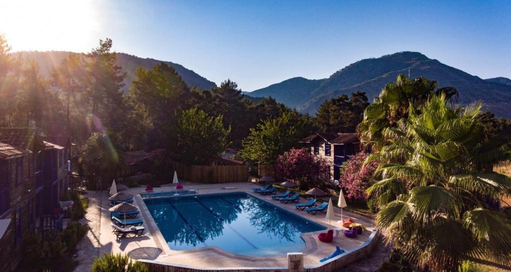 Готель Olympos Forest House Yazir  Екстер'єр фото